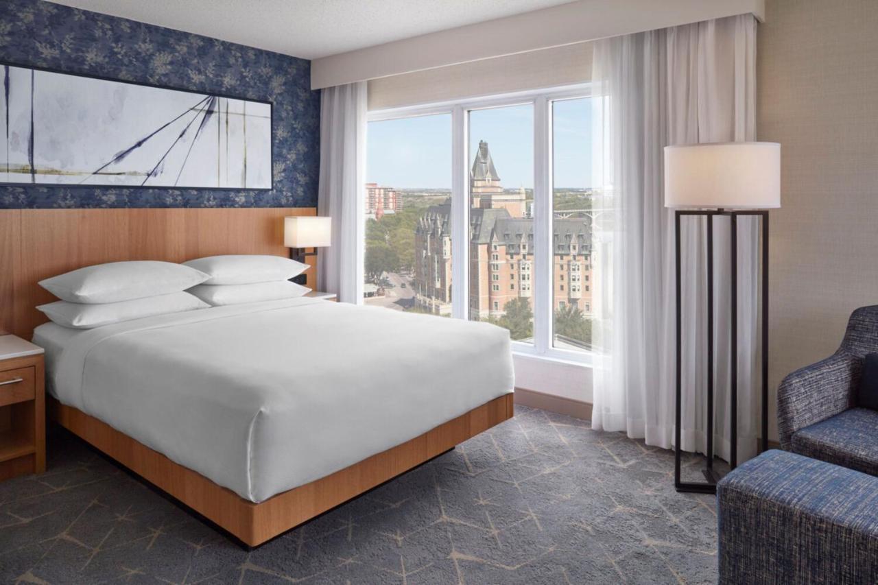 Delta Hotels By Marriott Saskatoon Downtown Ngoại thất bức ảnh