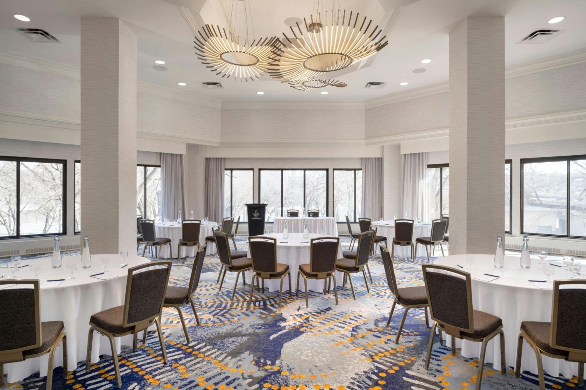 Delta Hotels By Marriott Saskatoon Downtown Ngoại thất bức ảnh